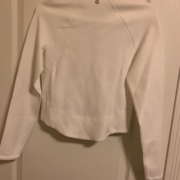 Lulu crop top sweater - Picture 2 of 2